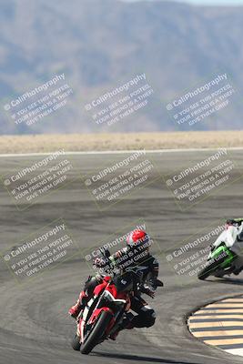 media/Oct-30-2025-Racers Edge (Thu) [[dabbdaf680]]/3-B Group/Session 2 (Bowl Exit)/